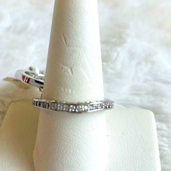 Sterling Silver Ring Set Enggagement Wedding Band Cubic Zirconia Size 9 NEW - Picture 5 of 7